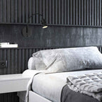 Applique murale noire en métal avec port USB et bras flexible – H33 cm