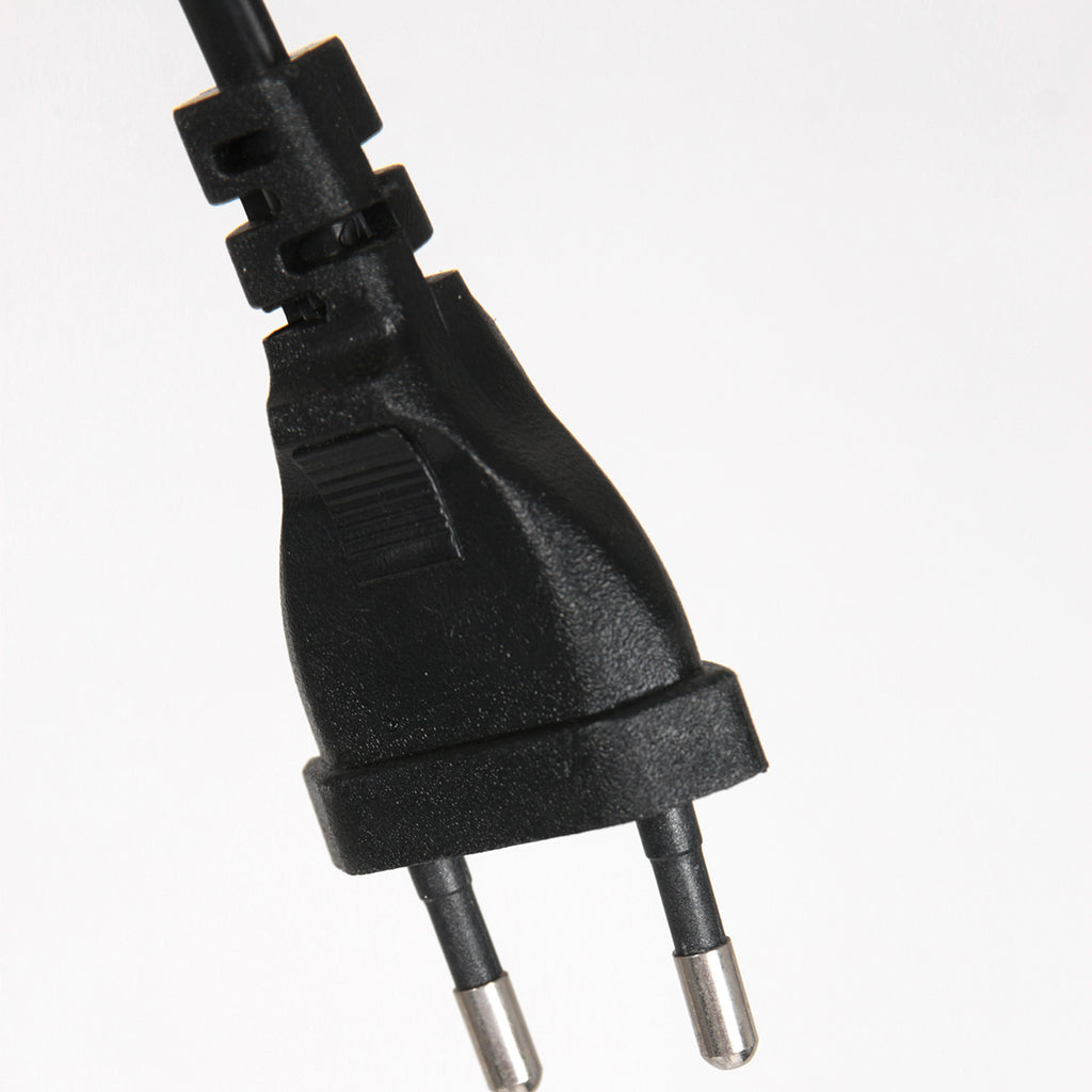 Wandleuchte aus schwarzem Metall mit kabellosem Ladepad und USB-Anschlüssen