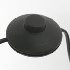 Stehlampe aus Rattan Natur mit schwarzem Gelenkgestell – Ø40 cm
