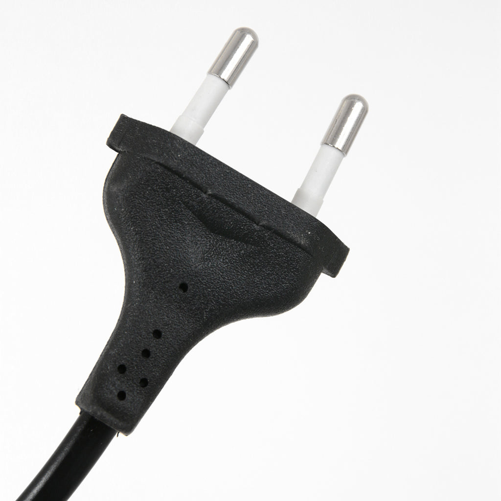 Wandleuchte aus Bambus Natur und schwarzem Metall mit Bogenarm – Ø40 cm