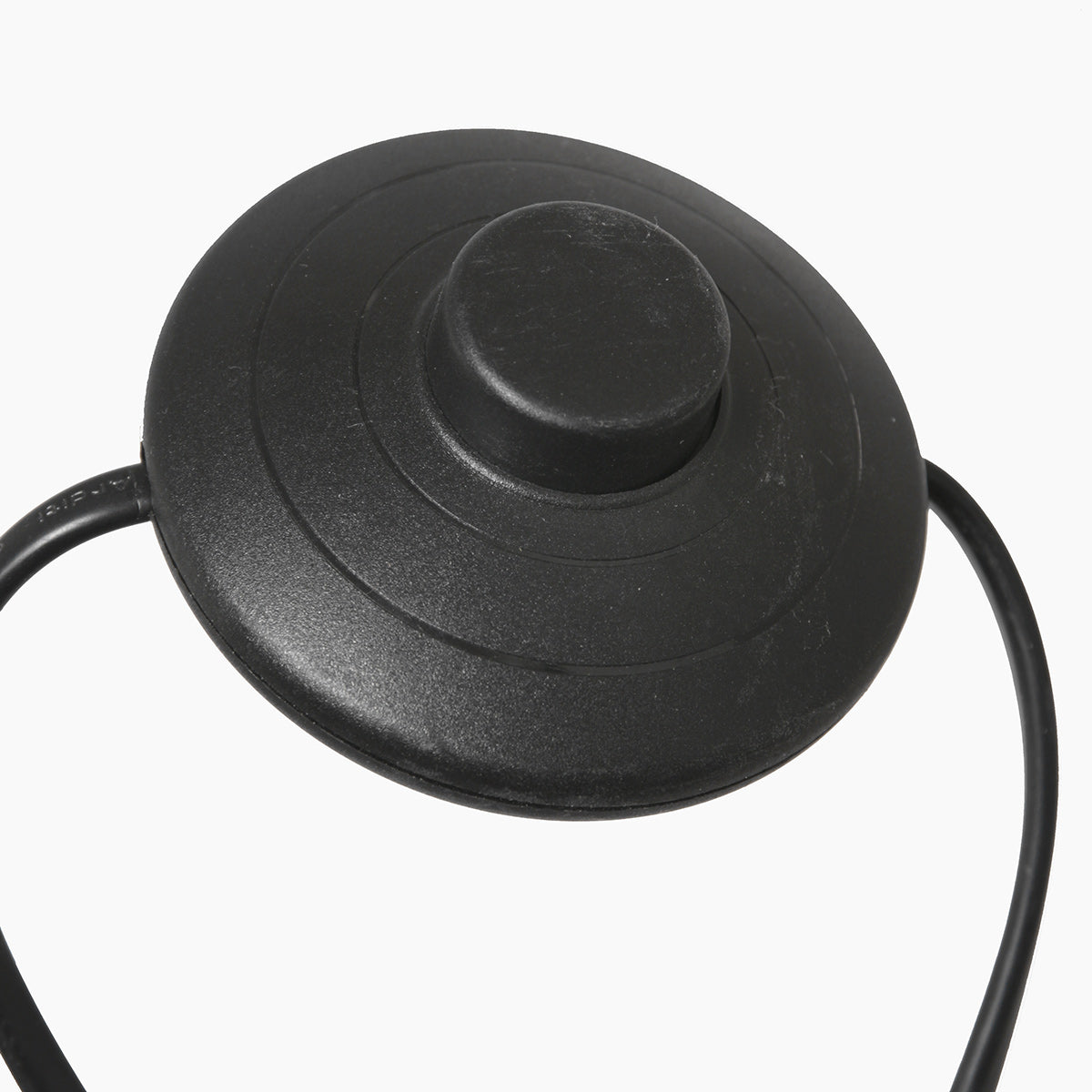 Bogenlampe aus Metall in Schwarz mit Rattanschirm – H193 cm