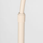 Bogenlampe aus geflochtenem Rattan in Creme mit rundem Schirm – H240 cm