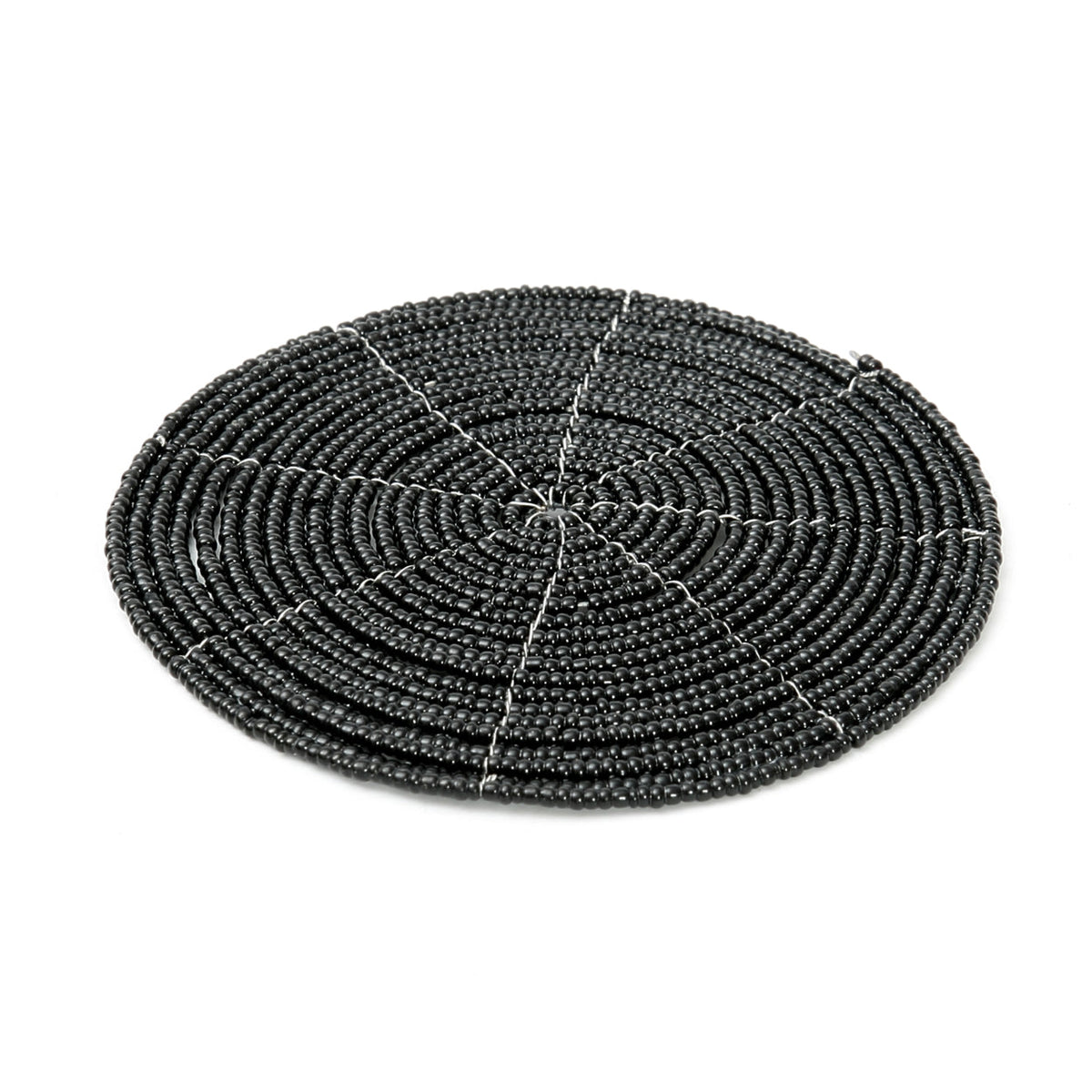 Runder Glasuntersetzer aus schwarzen Perlen mit Spiralmuster