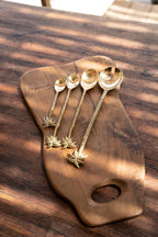 Salatgabel aus Messing in Gold – Palmblatt