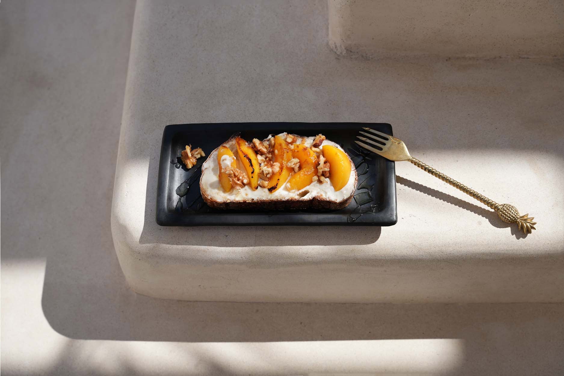 Dekogabel in Gold mit Ananas-Motiv