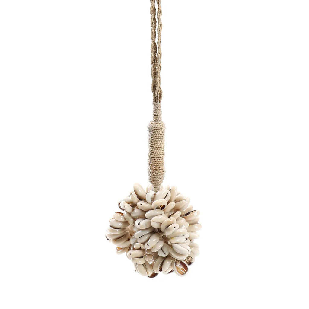 Hängedeko aus Muscheln und Kordel - 60 cm