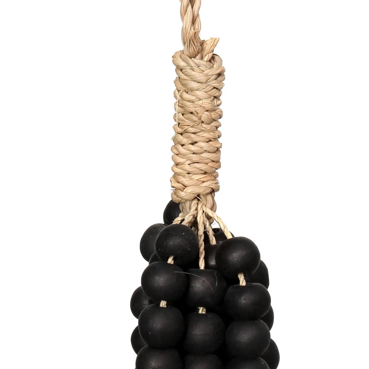 Wanddeko Bommel aus schwarzen Holzperlen an Naturkordel