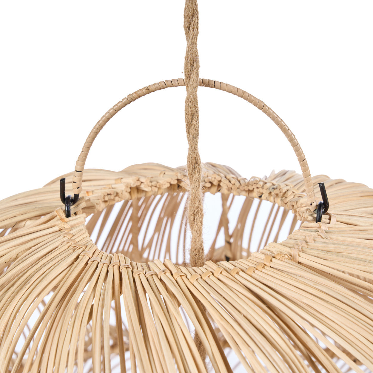 Hängeleuchte aus Naturrattan in Wolkenform mit offenem Geflecht – Ø102 cm