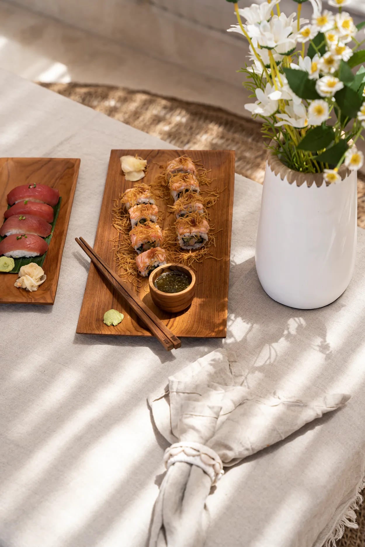 Wiederverwendbare Essstäbchen aus Teakholz – Natur