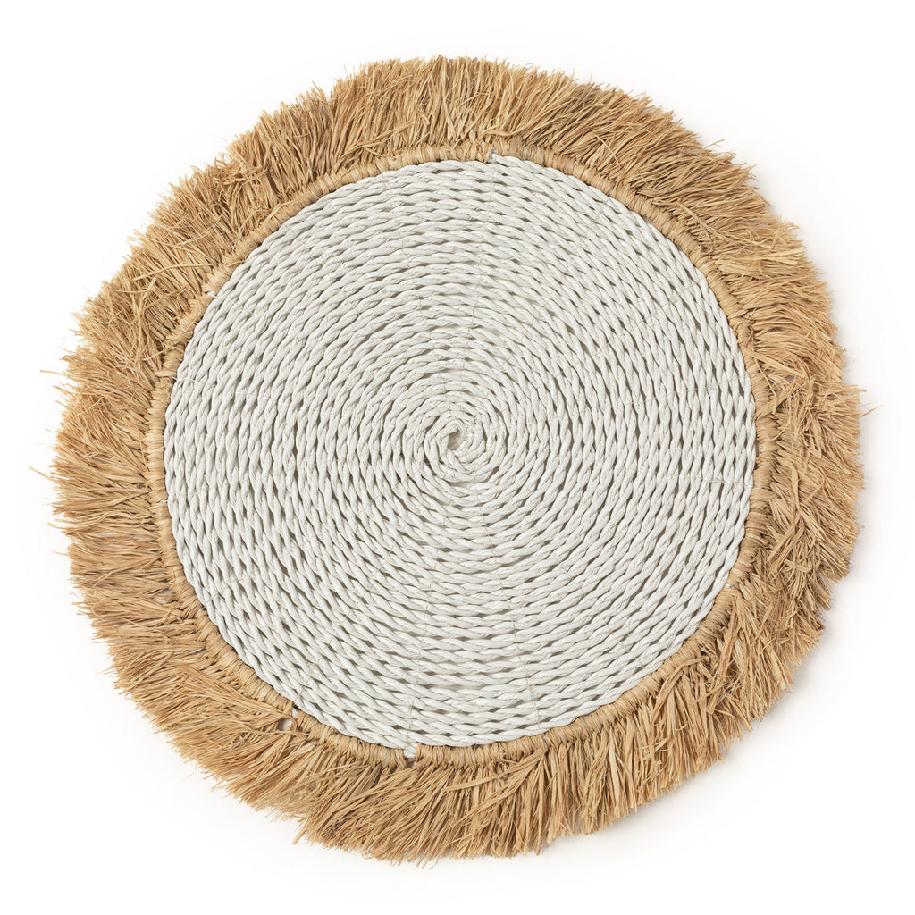 Rundes Platzset aus Raffia und Seegras in Naturweiß mit Jutefransen – Ø45 cm