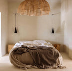 XXL-Hängeleuchte aus geflochtenem Rattan Natur, offen gearbeitet – 150x100 cm