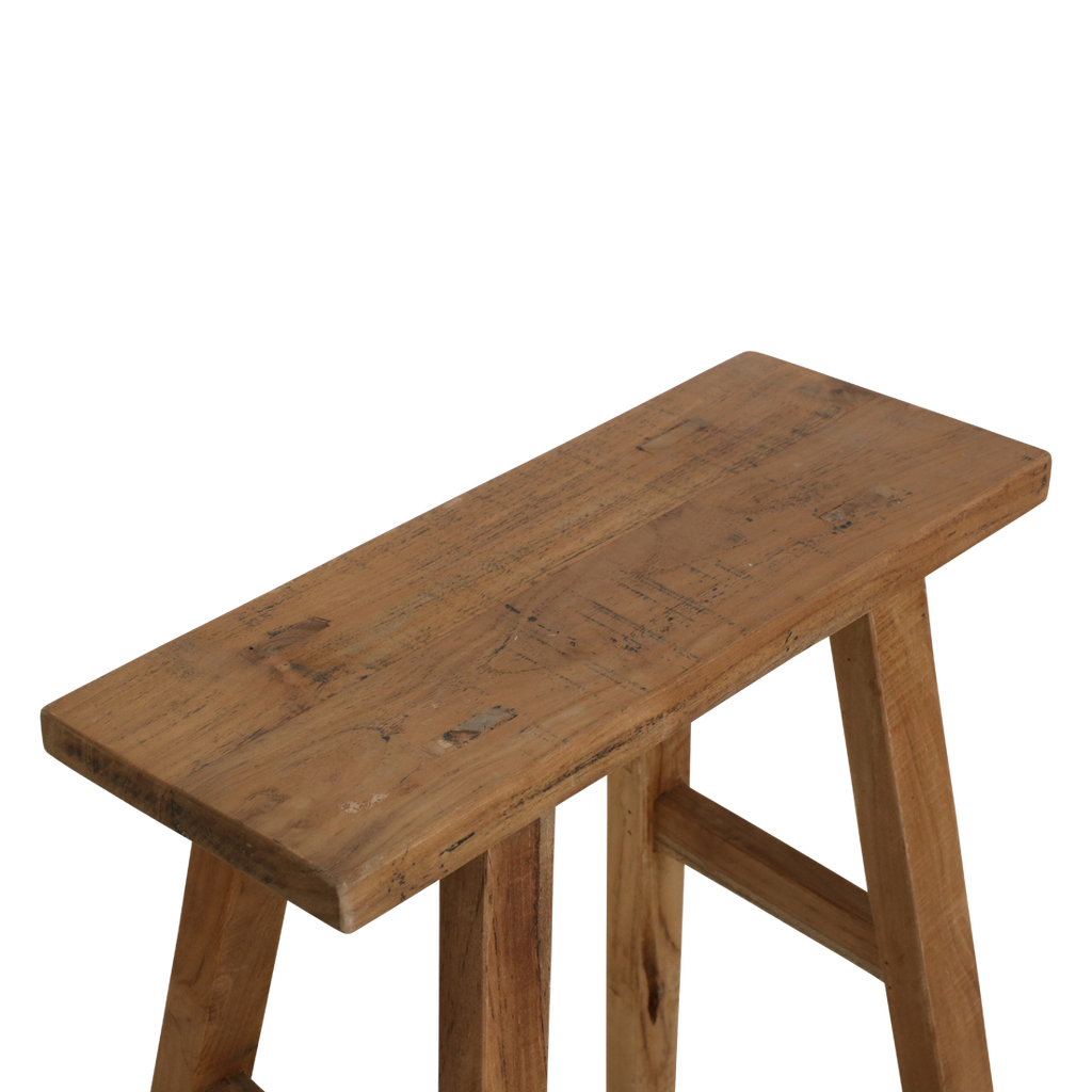 Sitzbank aus recyceltem Teakholz in Natur mit ausgestellten Beinen – 40x17 cm