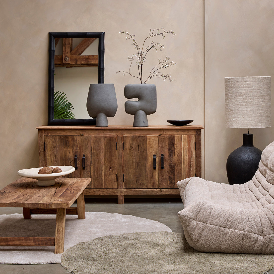 Sideboard aus Recyclingholz in Braun mit 4 Türen aus Metall – 172x39 cm