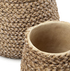 Konischer Übertopf aus Naturfaser für kleine Pflanzen
