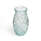 Wasserglas aus recyceltem Glas in Blau mit Rautenrelief
