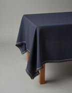 Leinen-Tischdecke in Marineblau mit Fransen – 150 x 300 cm