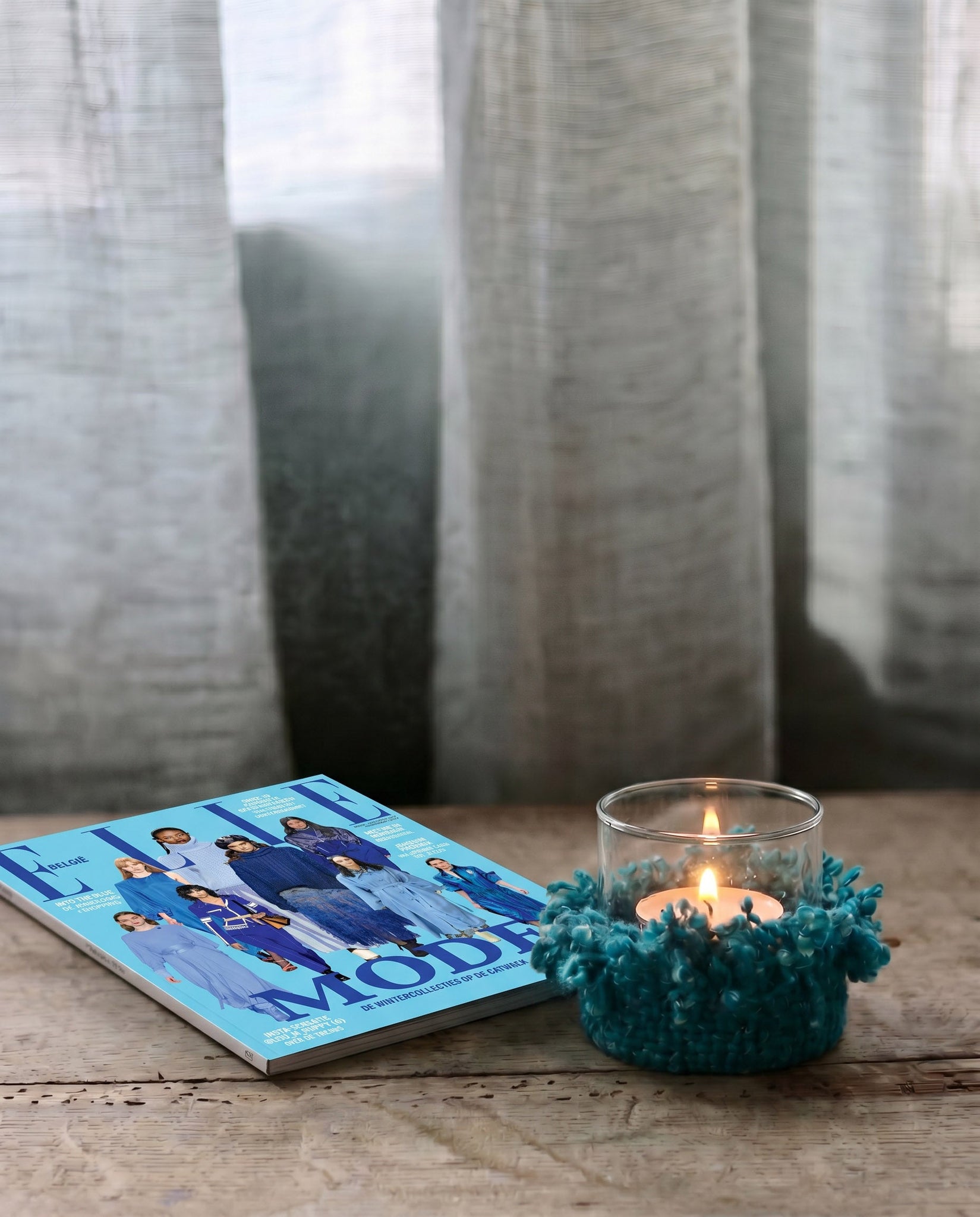 Kerzenhalter aus Glas mit Strickbezug in Aqua 8 cm