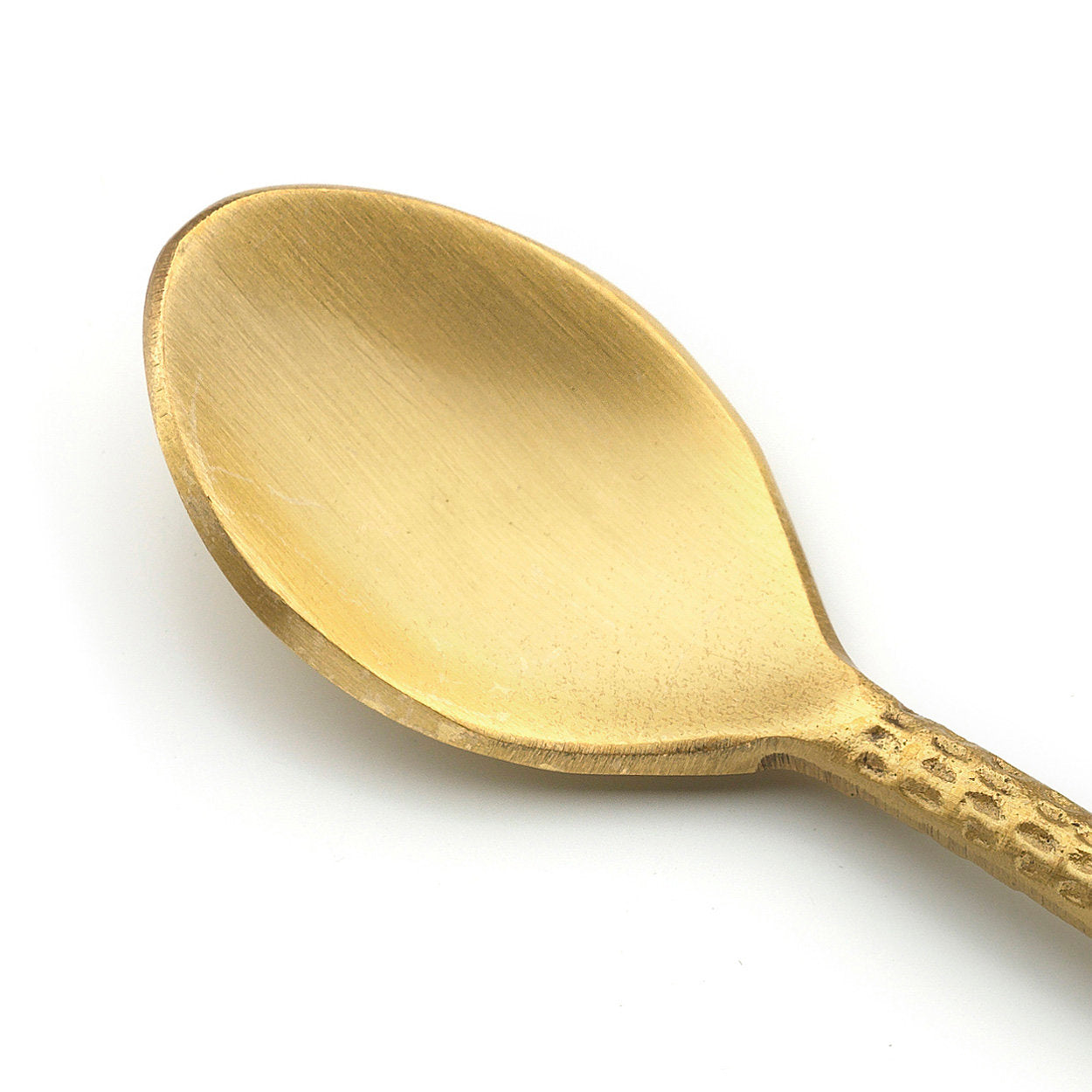 Löffel aus Messing goldfarben mit gehämmertem Griff und Oktopus