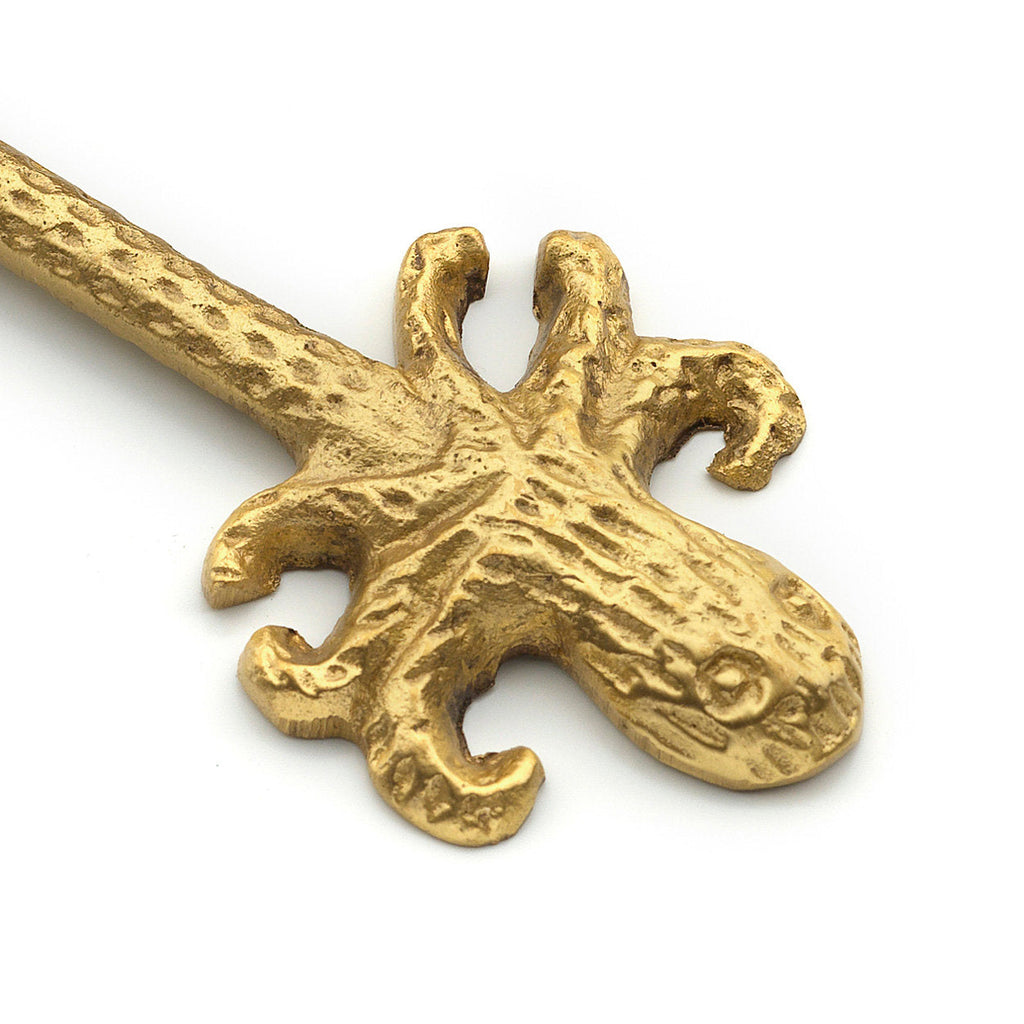Löffel aus Messing goldfarben mit gehämmertem Griff und Oktopus