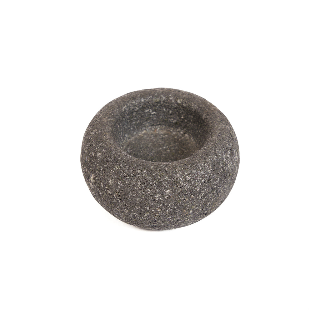 Salzschale aus Lavastein in Grau-Granit, Kieselform