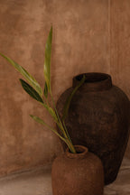 Amphoren-Vase aus Terrakotta in Bordeaux, patiniert – H70 cm - XXL