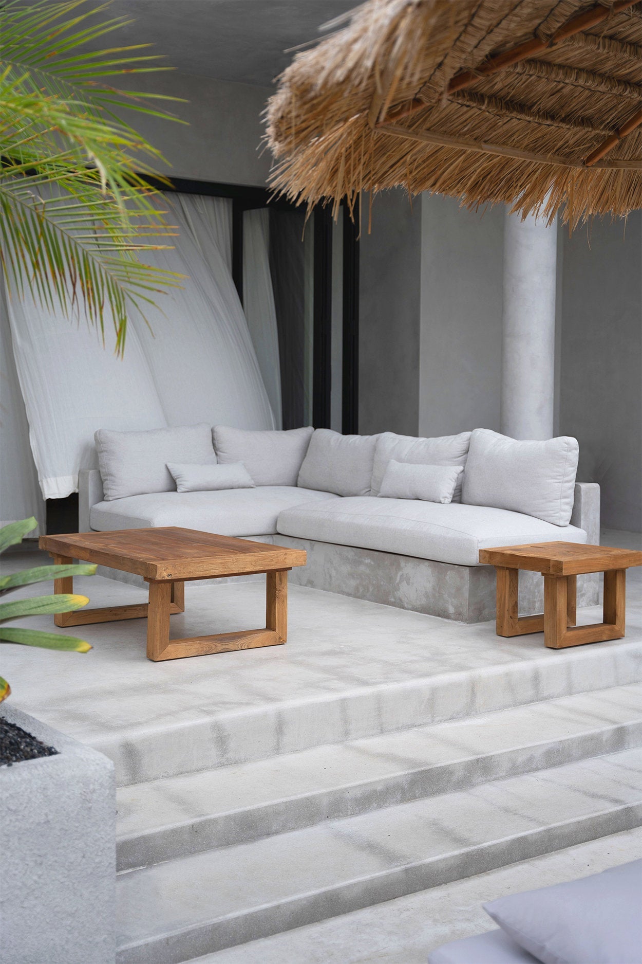 Couchtisch aus recyceltem Teak Natur 110x70 cm