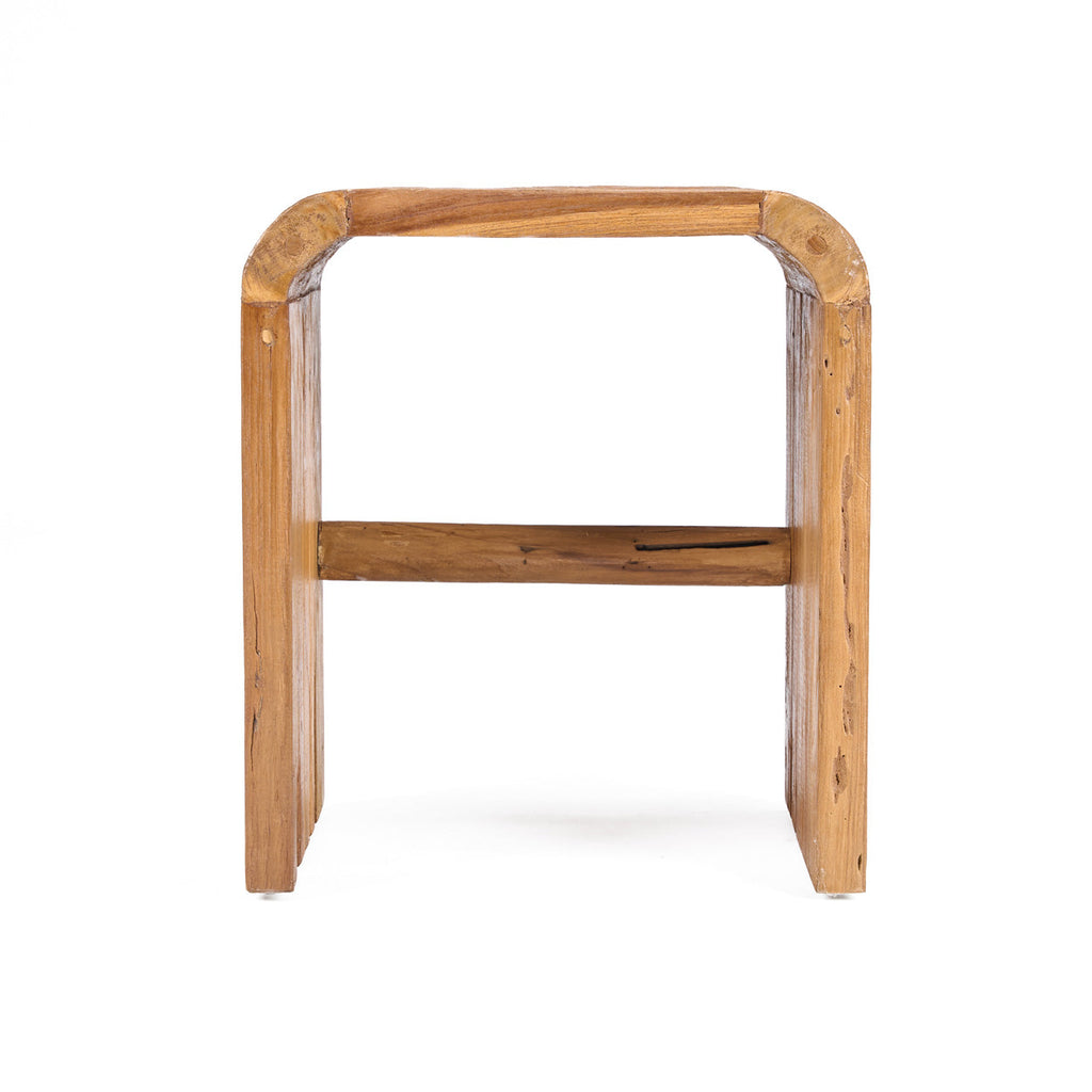 Beistellhocker aus massivem Teak mit weichen Rundungen – 30x40 cm