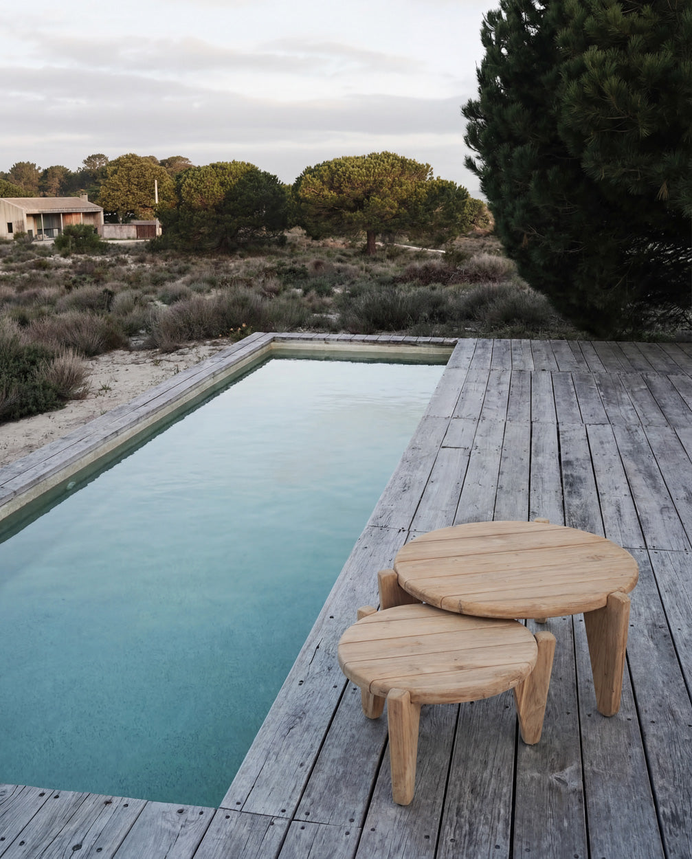 Runder Couchtisch aus recyceltem Teak Natur für Garten oder Terrasse – Ø50 cm