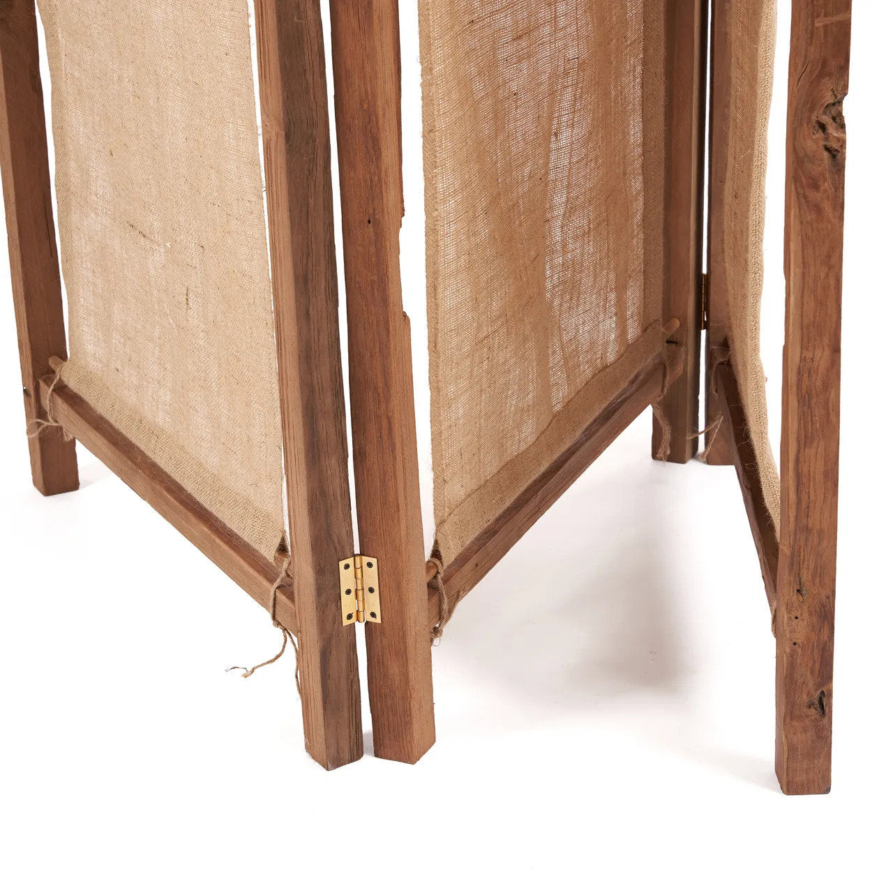 Raumteiler aus recyceltem Teak und Naturjute