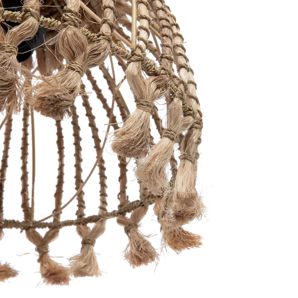 Kegelförmige Hängeleuchte aus geflochtenem Abaca – Pompons Natur – Ø30 cm