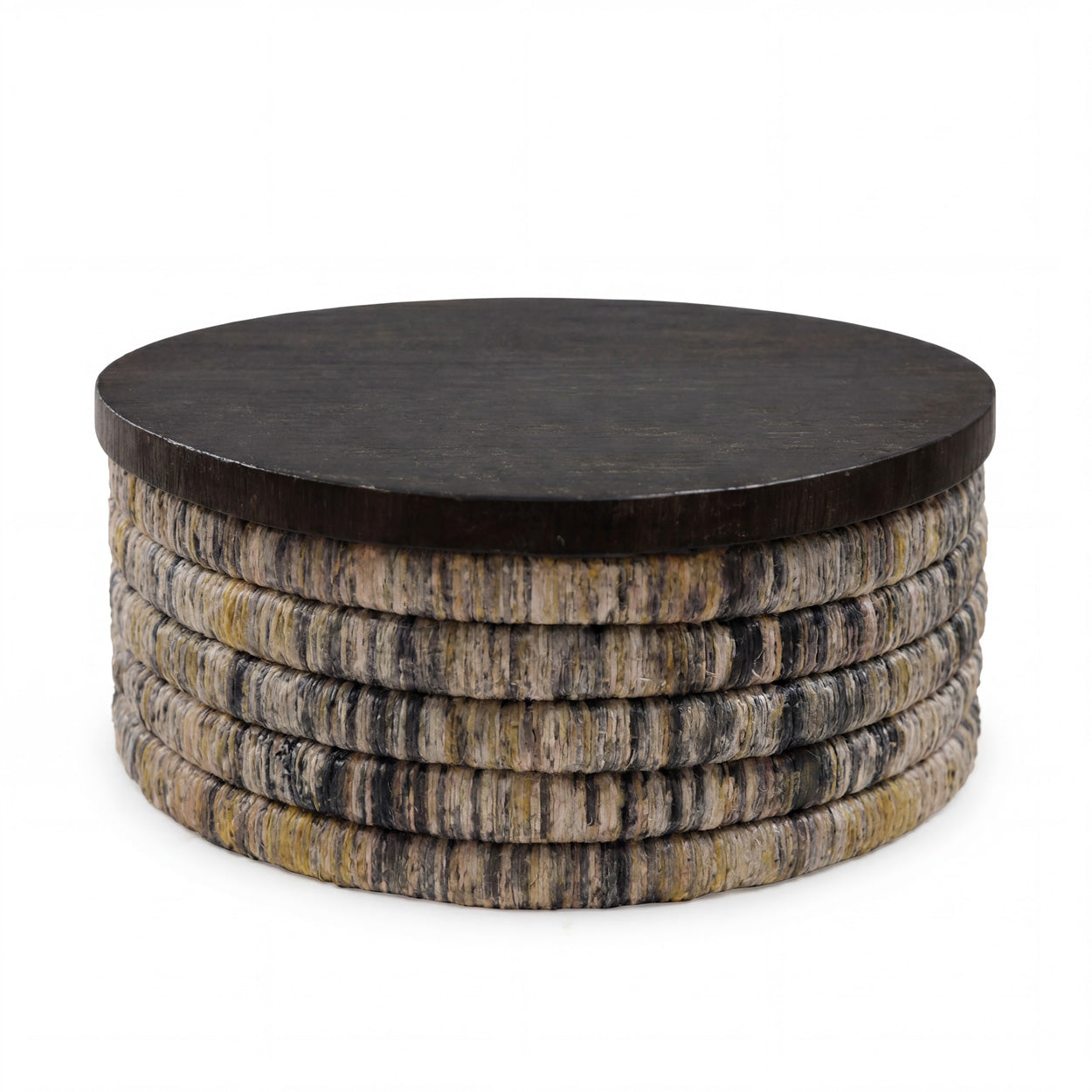 Table basse ronde en bois sombre et fibres naturelles pour salon – Ø80 cm