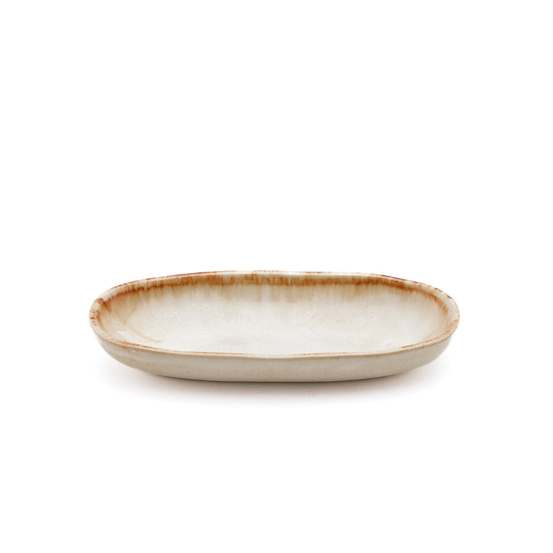 Assiette ovale en grès émaillé crème bord brun artisanale