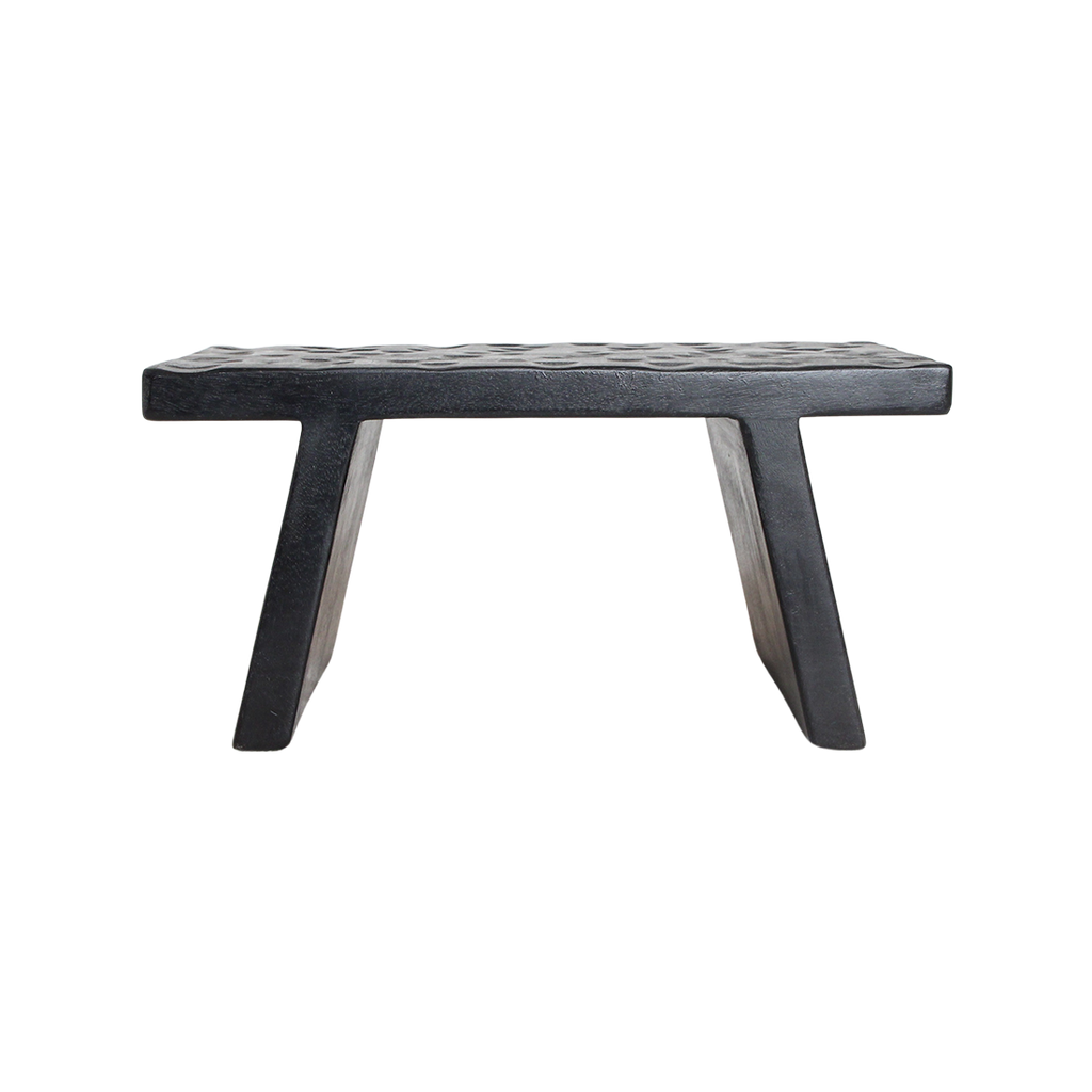 Couchtisch aus Mangoholz mit Schnitzdekor in Schwarz, eckig – 40x25 cm