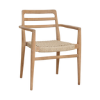 Gartenstuhl aus Teakholz mit Armlehnen und geflochtener Sitzfläche – 2er-Set