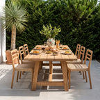 Gartenstuhl aus Teakholz mit Armlehnen und geflochtener Sitzfläche – 2er-Set