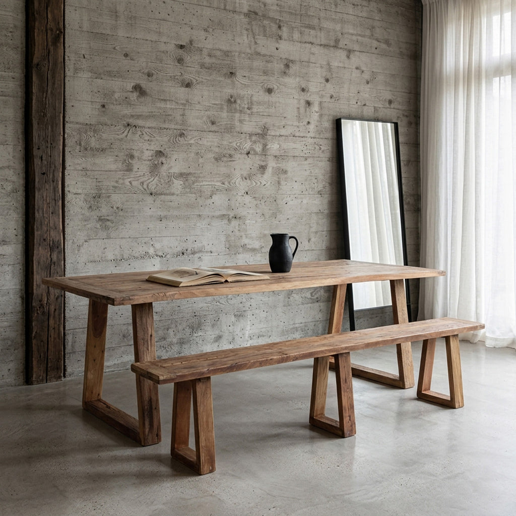 Esstisch aus recyceltem Teakholz mit Trapezbeinen – 240x90 cm