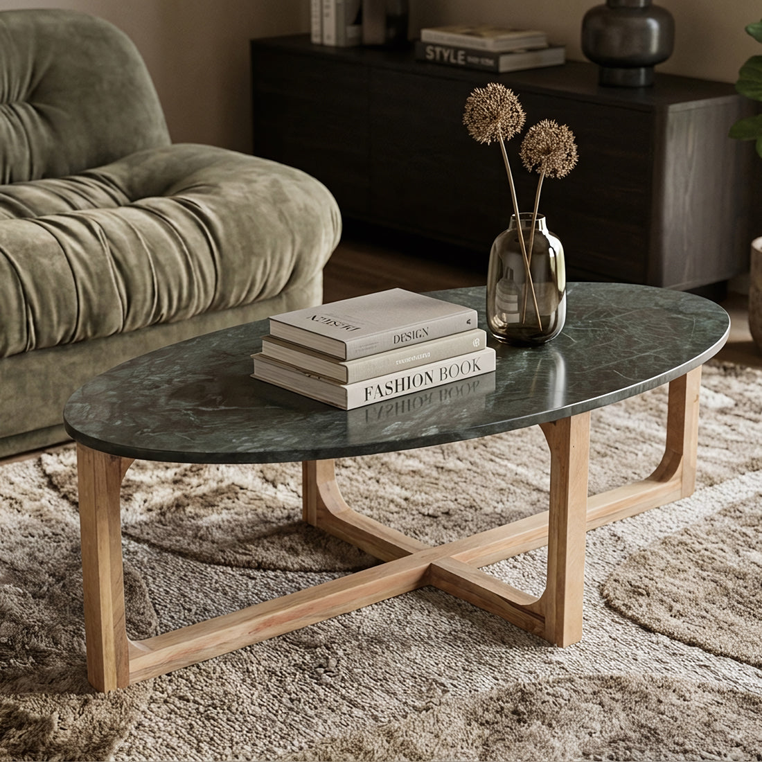 Ovaler Couchtisch aus schwarzem Marmor und Naturholz – 120x60 cm