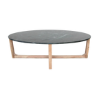 Ovaler Couchtisch aus schwarzem Marmor und Naturholz – 120x60 cm