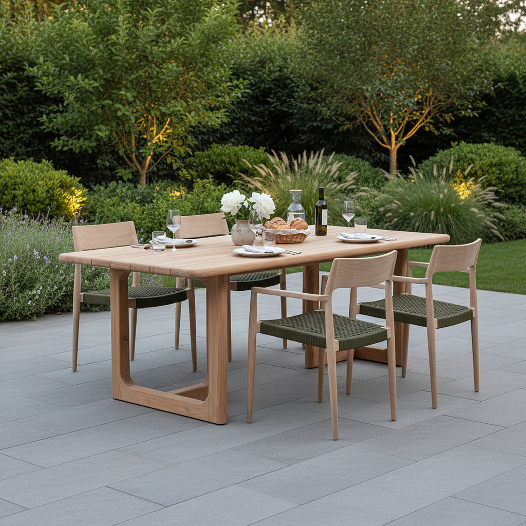 Gartentisch aus recyceltem Teakholz in Natur mit offenen Beinen – 200x90 cm