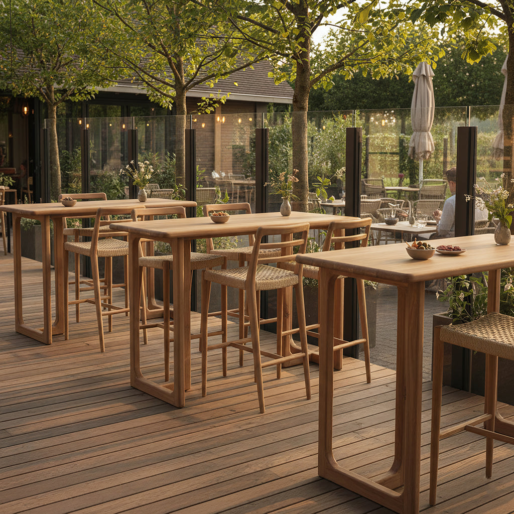 Bartisch aus recyceltem Teakholz mit runden Ecken – 160x80x105 cm