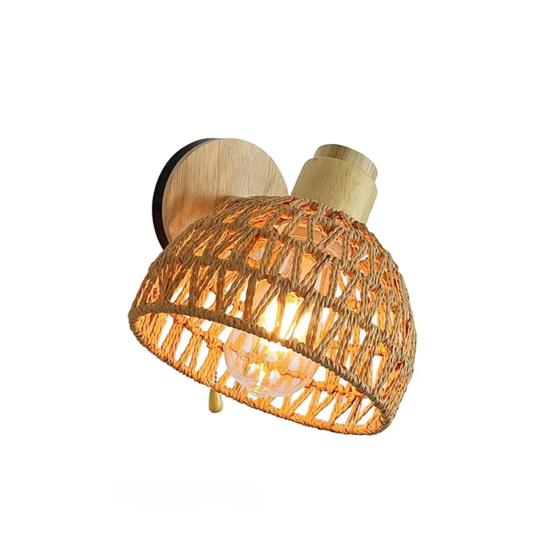 Rattan-Wandleuchte fürs Schlafzimmer