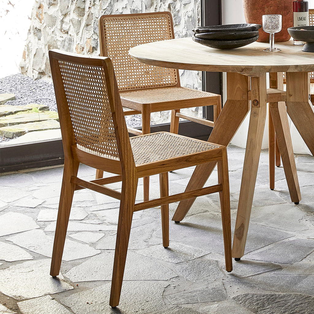 Stuhl aus Teakholz mit Rattangeflecht für das Esszimmer – 2er-Set