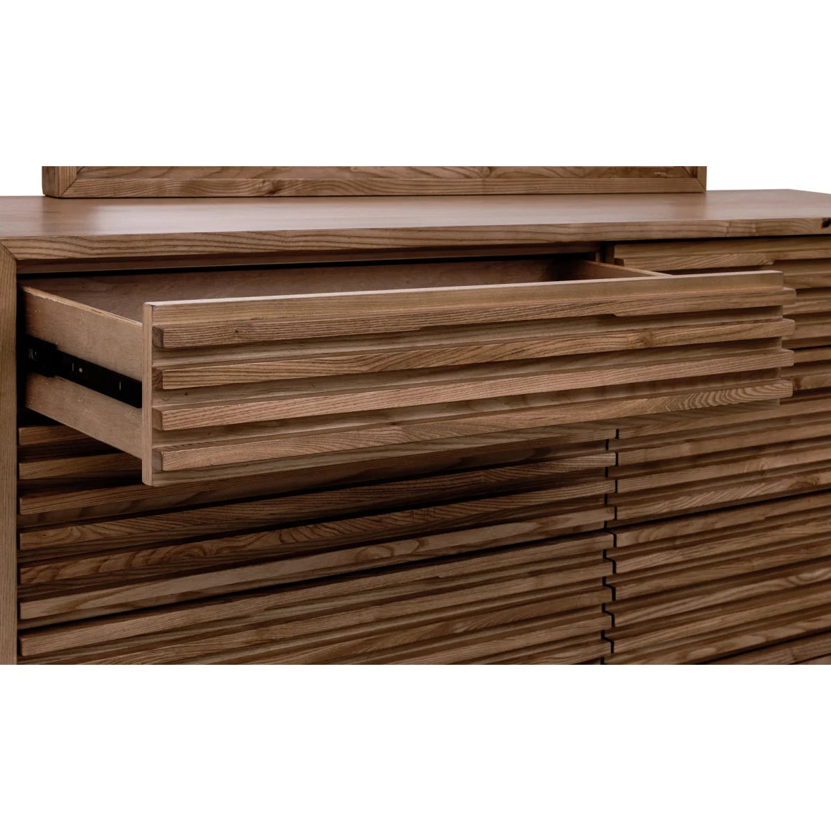 Commode en frêne massif lattes horizontales finition roux 173x46 cm