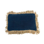 Coussin rectangulaire bleu naturel en coton avec franges en raphia