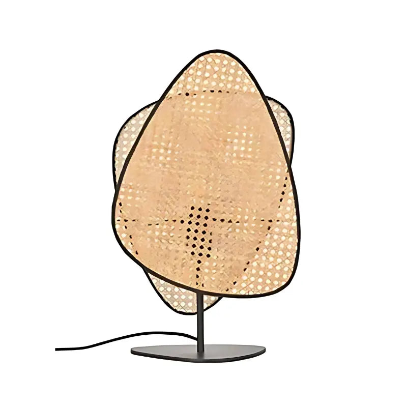 Design-Tischlampe aus Rattan
