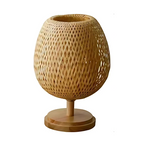 Kleine Tischlampe aus Rattan