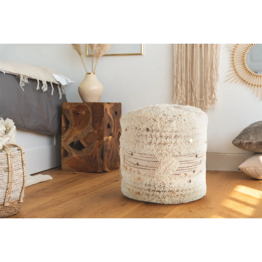 Pouf rond en laine écrue et khaki avec franges, sequins et texture shaggy Ø35 cm