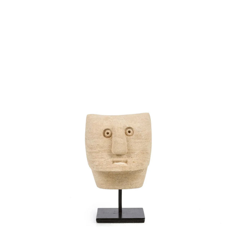 Sumba Statue aus Sandstein mit geschnitztem Gesicht – 13x8 cm