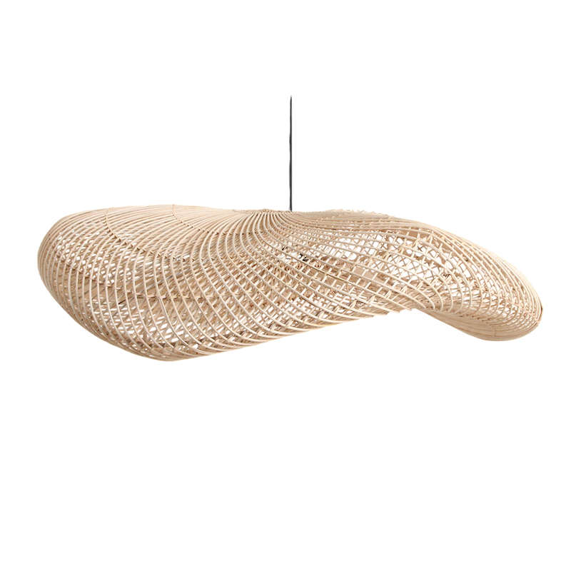 Hängeleuchte aus Rattan natur in Wellenform, durchbrochen geflochten – Ø115 cm