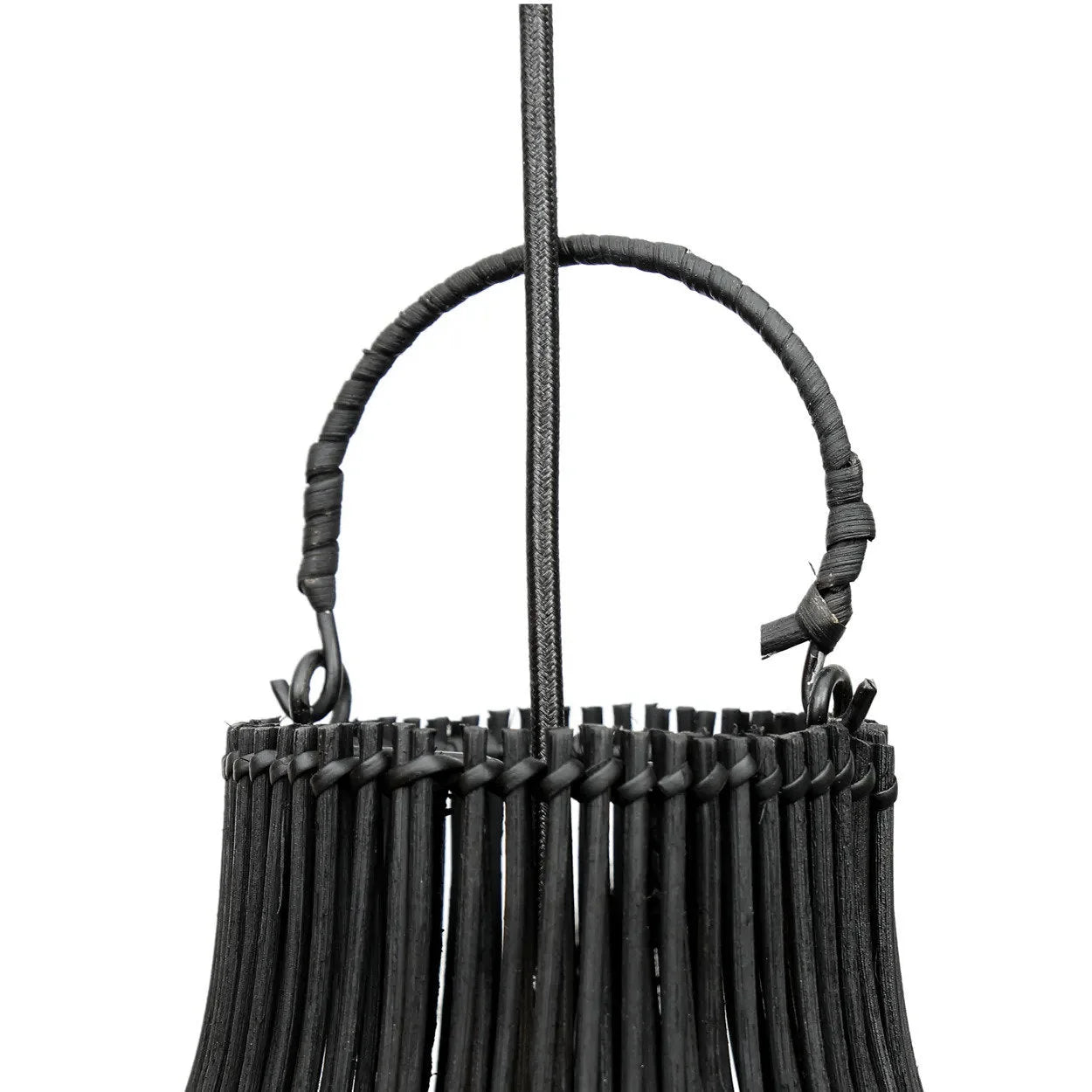 Suspension en rotin tressé noir forme goutte Ø50 cm avec anse tressée